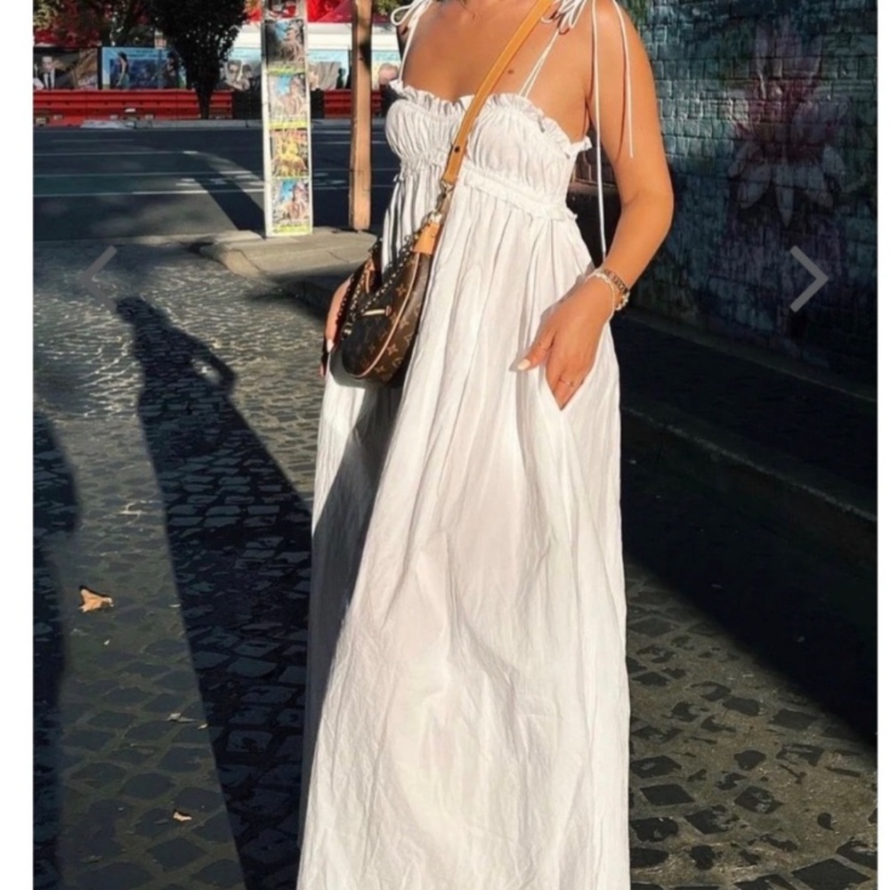 ISO Paris markets Vrg girl dress